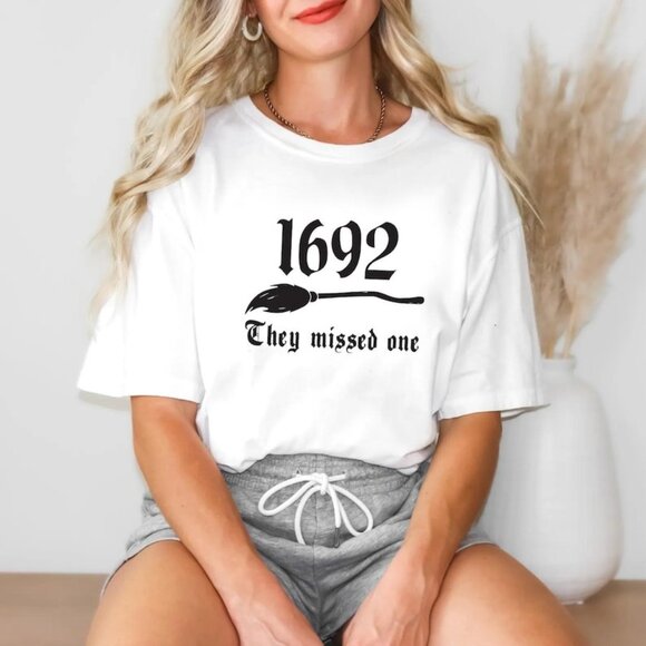 Fireproof Est 1692 Shirt, Halloween Shirt, Salem 1692 Shirt, Witch Tee - Picture 1 of 3